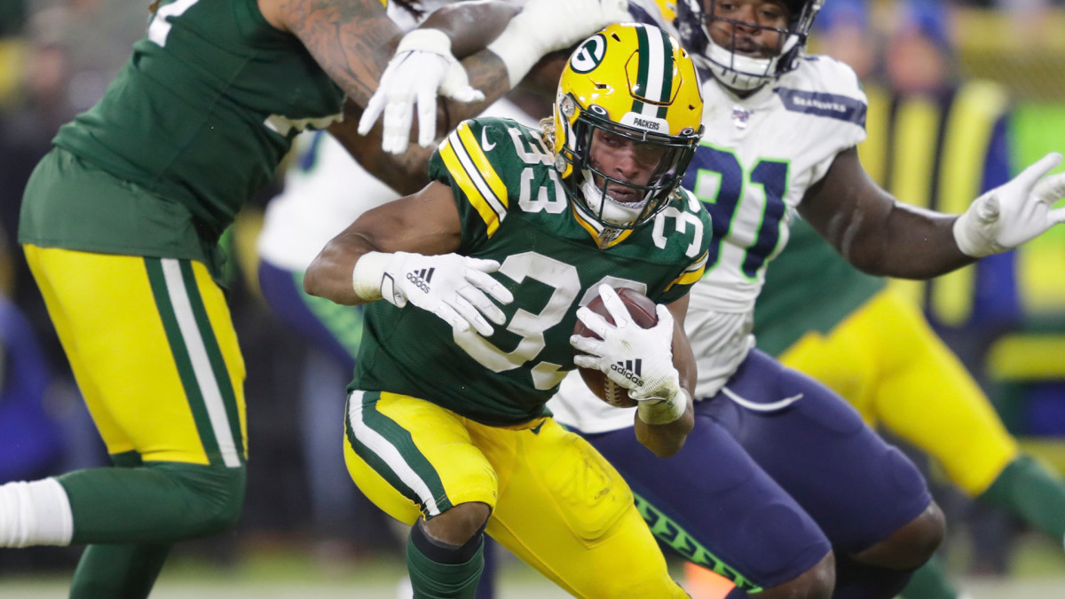 aaron jones thumb